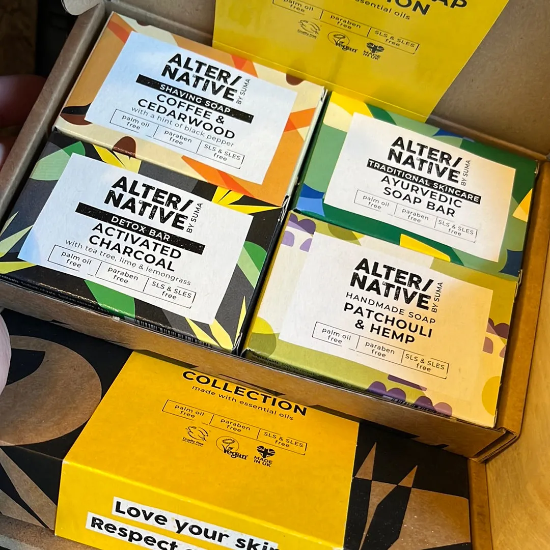 Alter/Native Gift Set