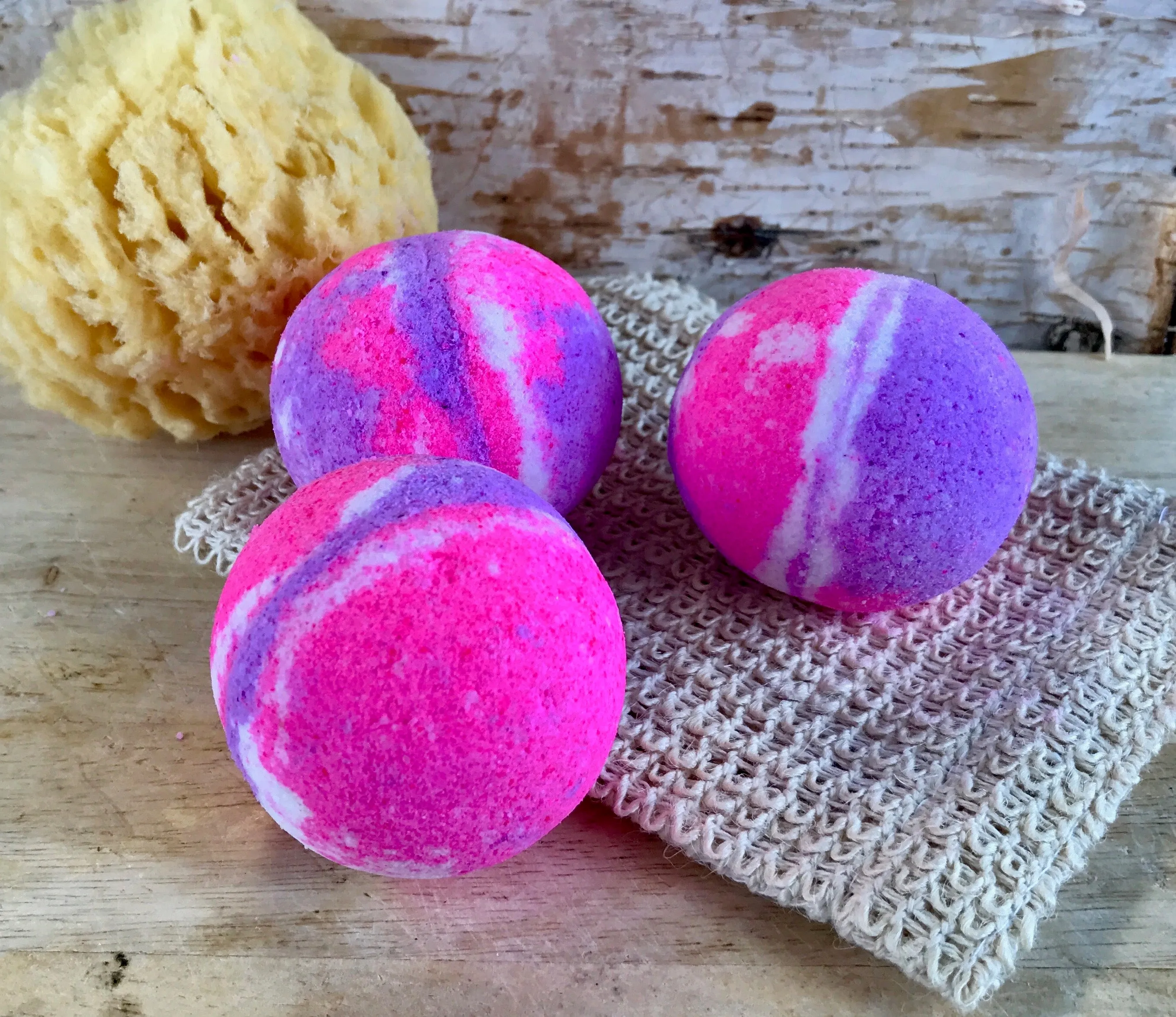 Black Raspberry Vanilla Bath Bomb