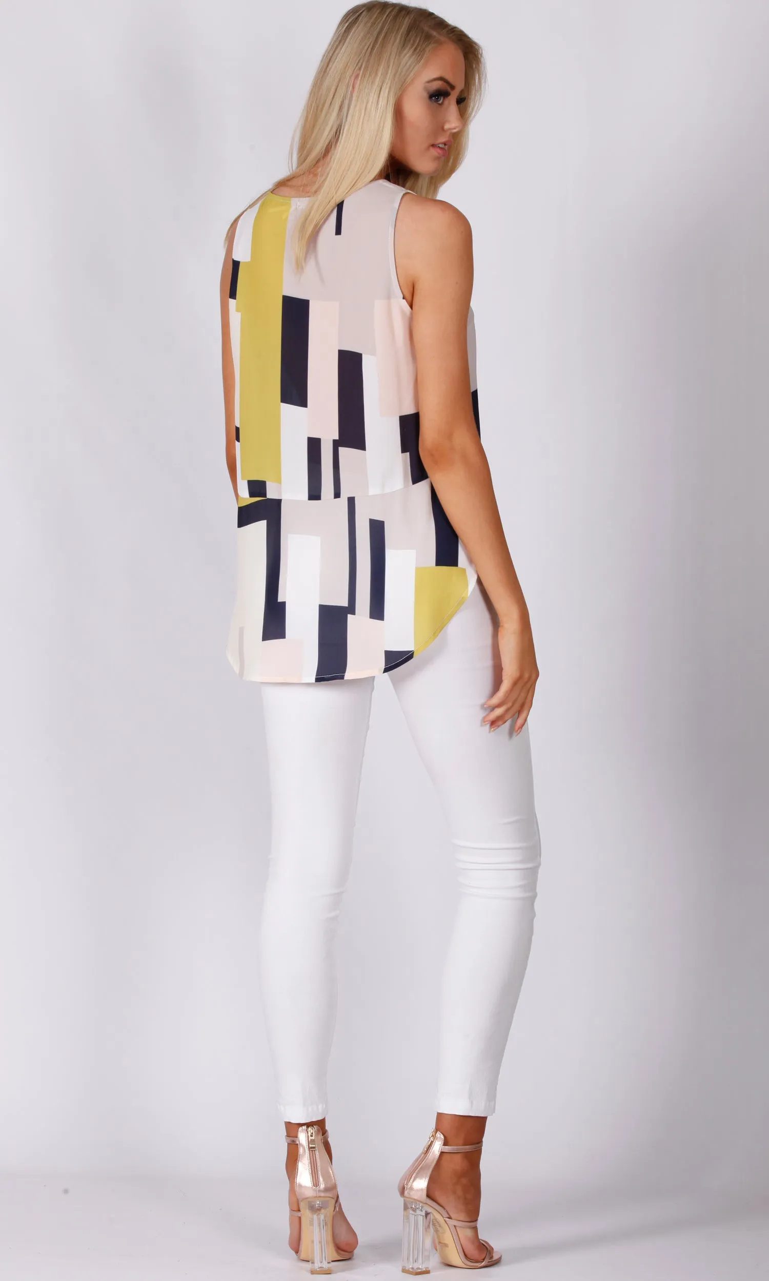 BS916011-2TB Geometric Print Top (Pack)