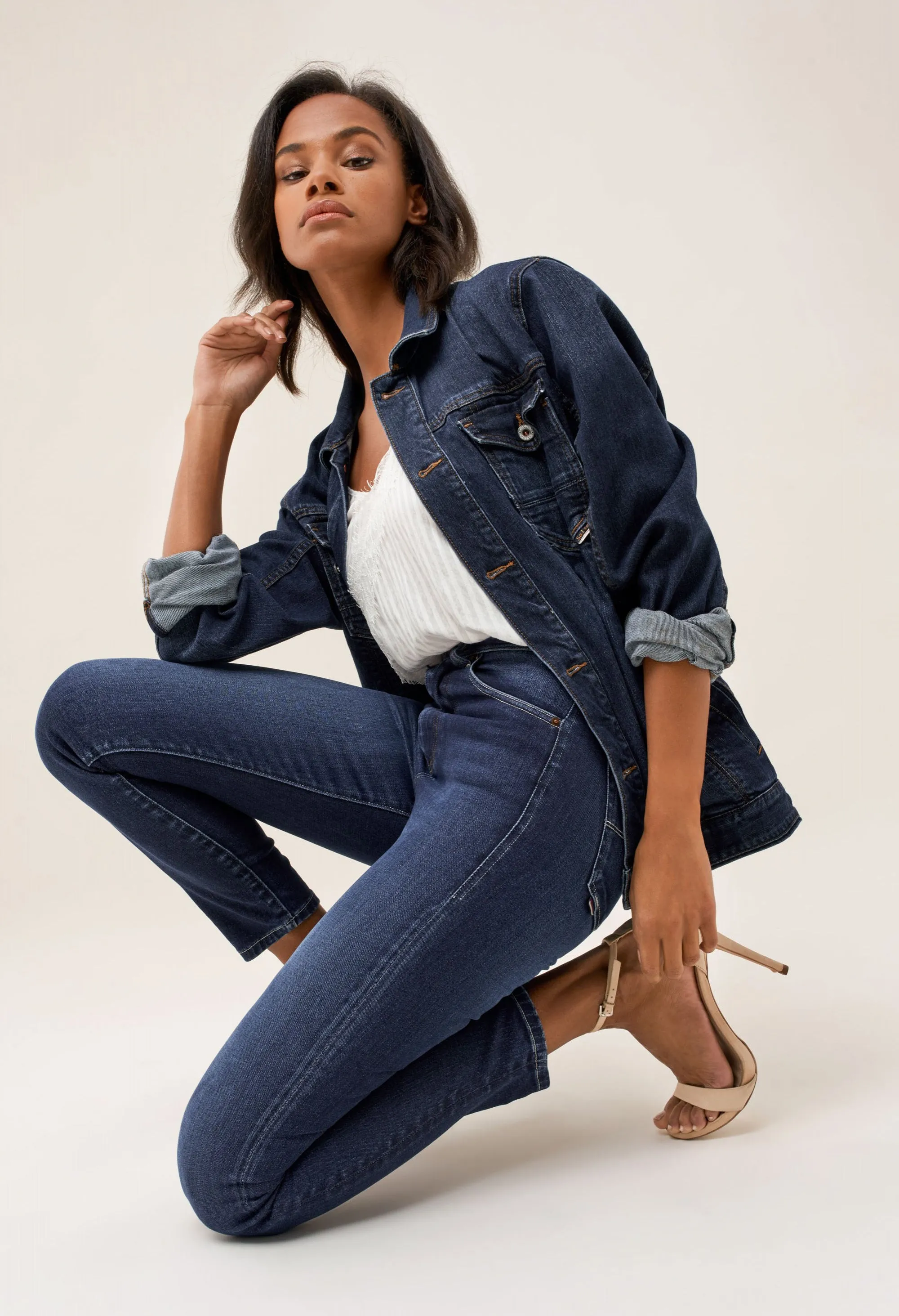 ELEGANT SKINNY JEANS