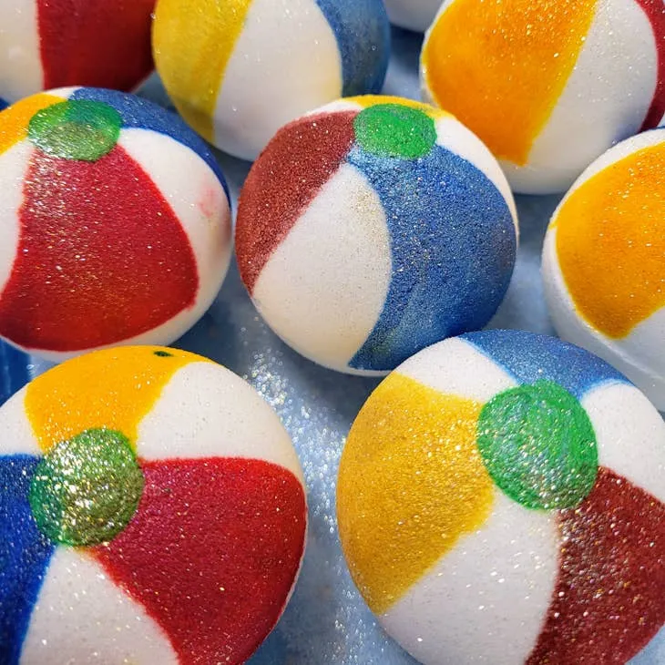 Essentially Nola Having a Ball Bath Bomb