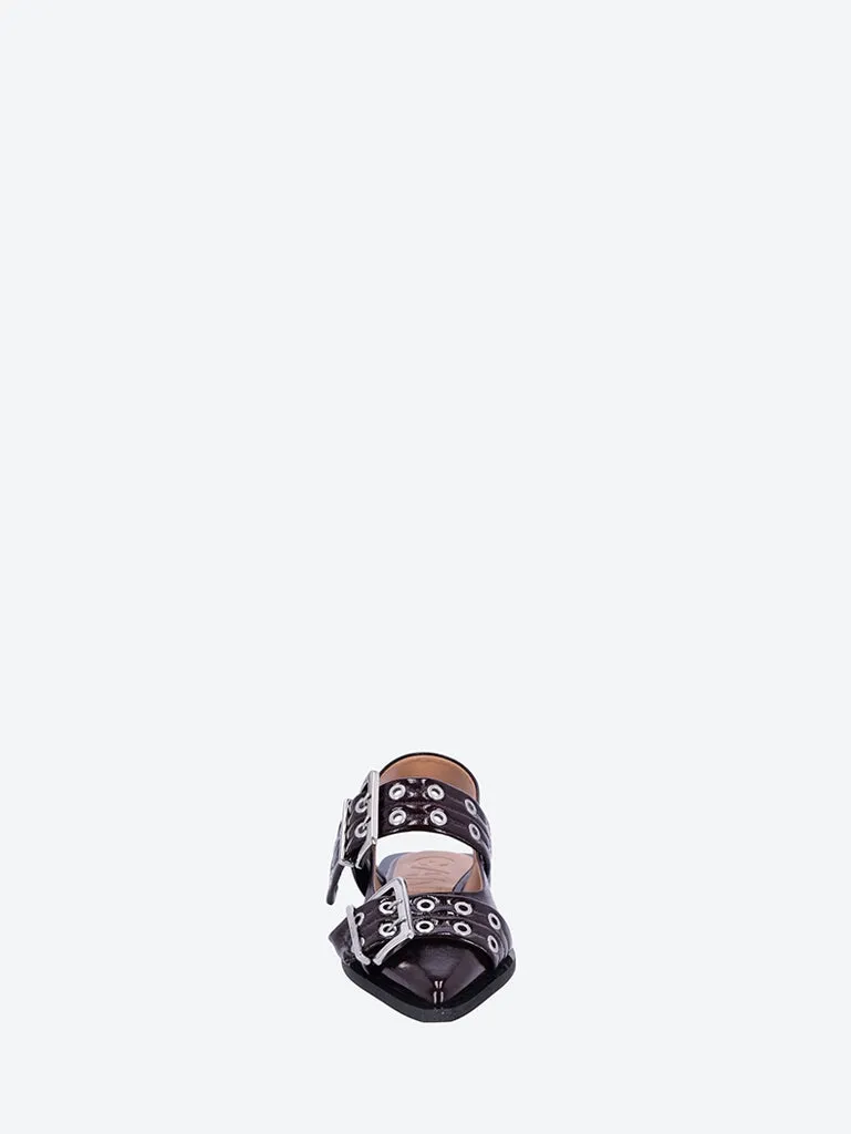 Feminine buckle ballerinas