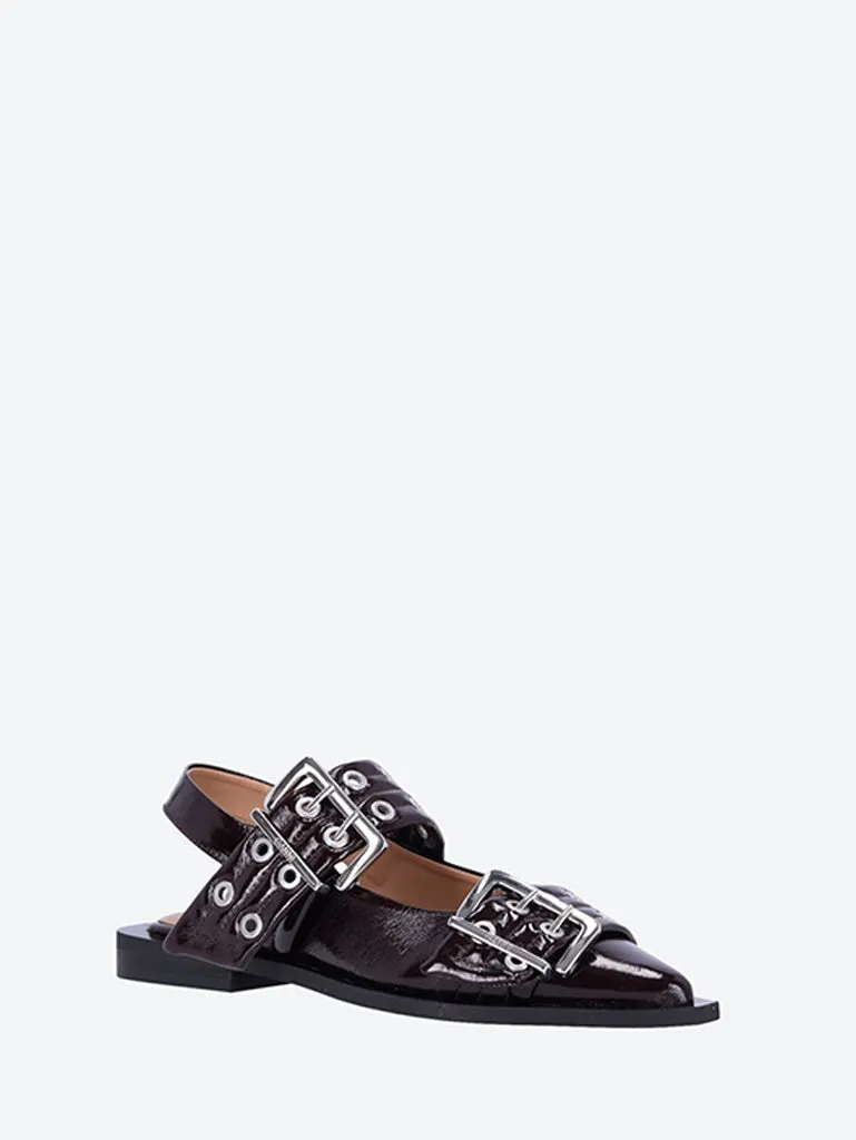 Feminine buckle ballerinas