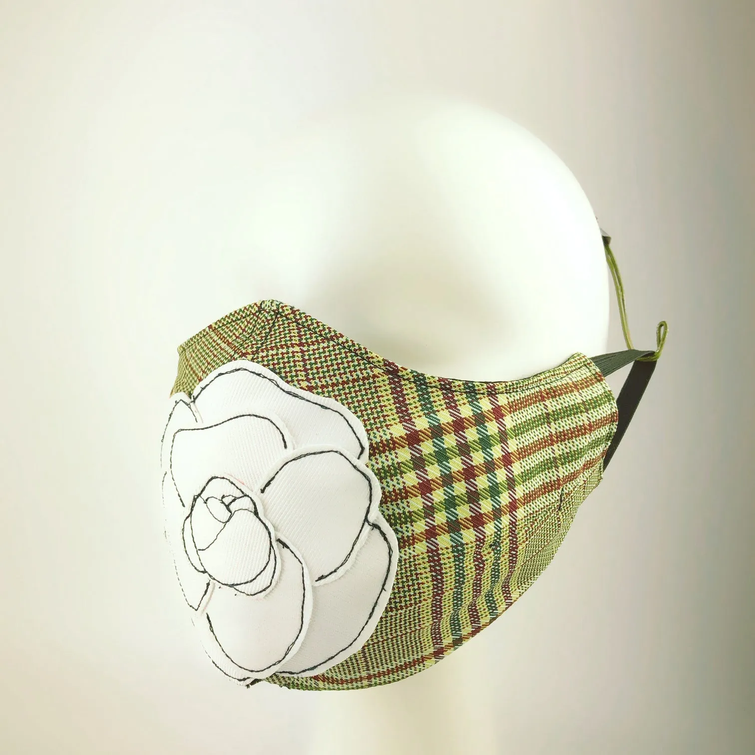 Mask 4 protect Camellia Applique Plaid Face Mask L