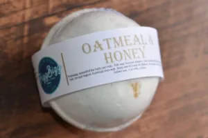 Oatmeal & Honey - Bath Bomb
