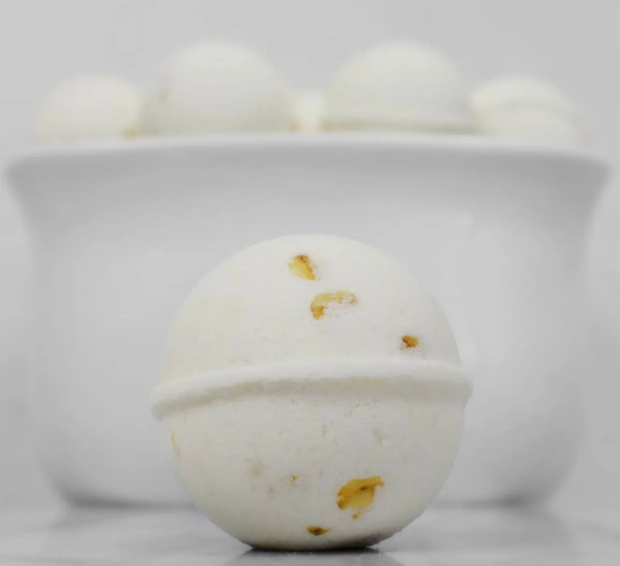 Oatmeal & Honey - Bath Bomb