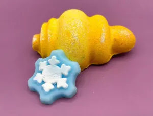 Ornament Kids Bath Bomb with Snowflake Squishy Toy Inside