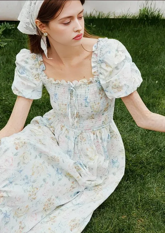 ROMANTIC FLORAL DRESS