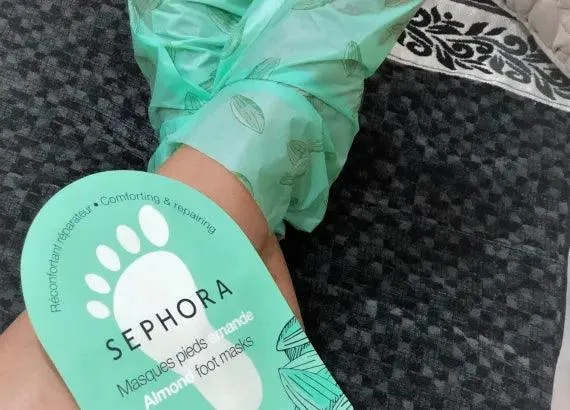 SEPHORA - 1 pair of Almond foot masks
